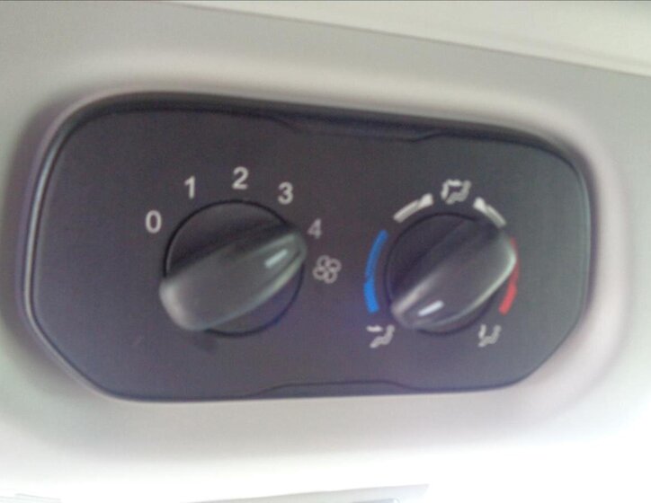 Ford Transit Ostatní 2,0 l 77 kw