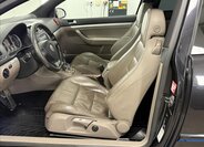 Volkswagen Golf Kombi 3,2 l 184 kw
