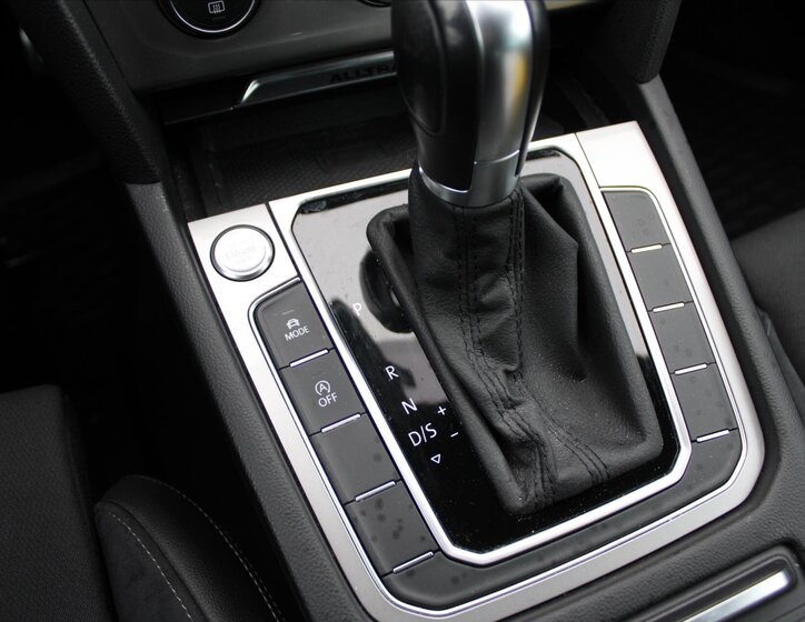 Volkswagen Passat Kombi 2,0 l 176 kw