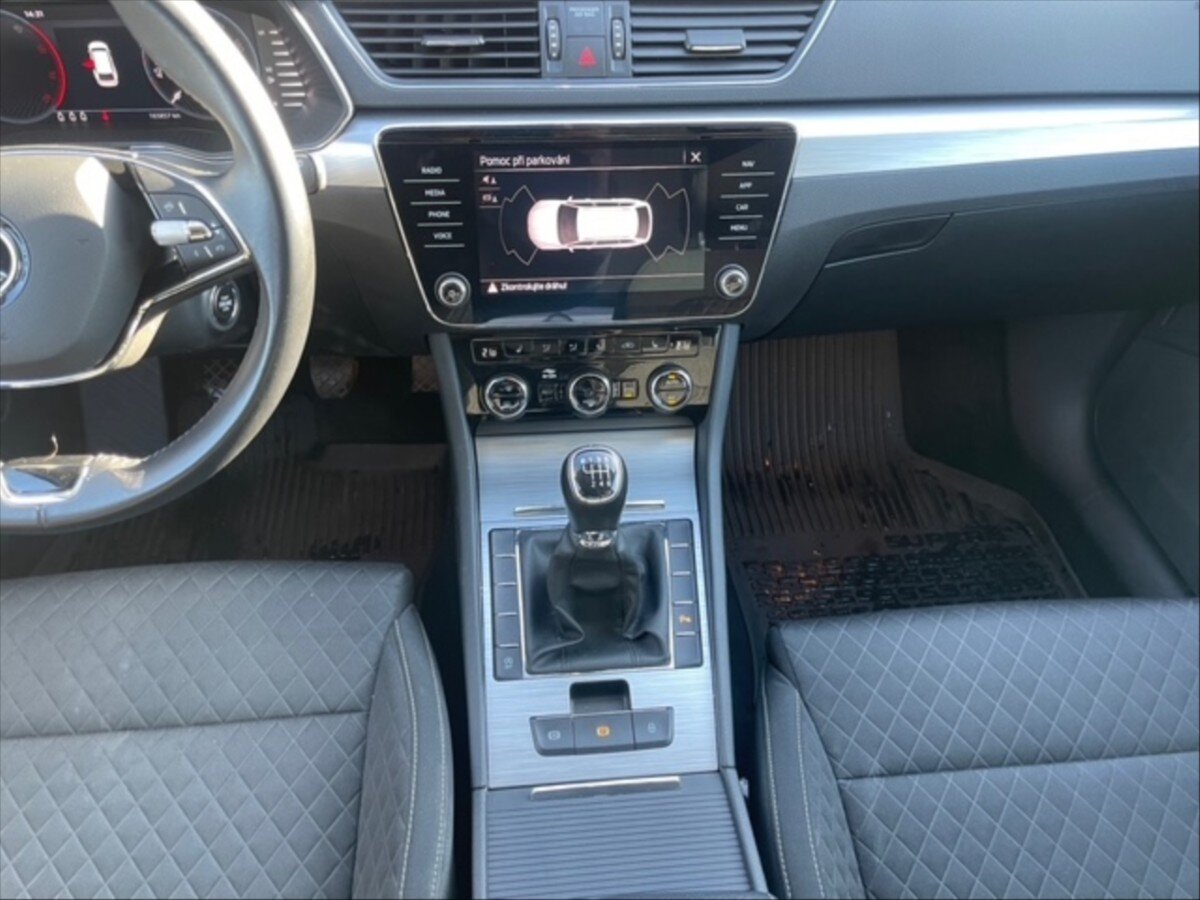 Škoda Superb
