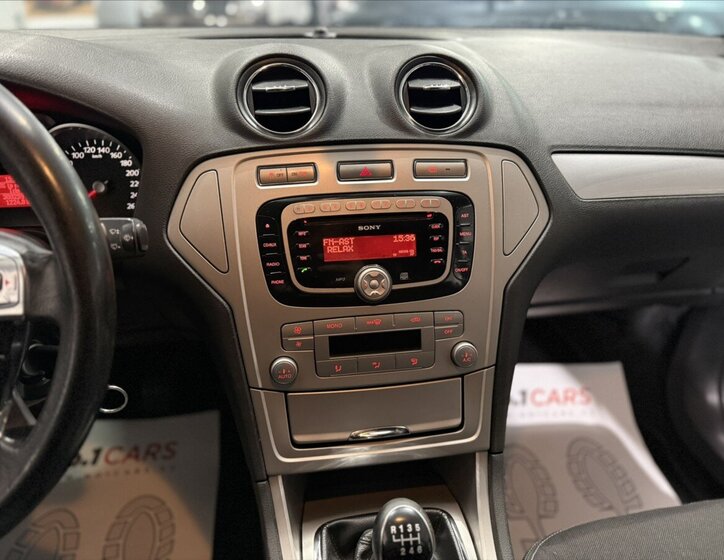 Ford Mondeo Kombi 2,0 l 85 kw