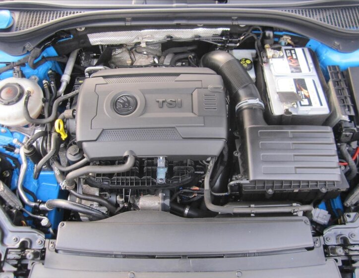 Škoda Superb Liftback 2,0 l 200 kw