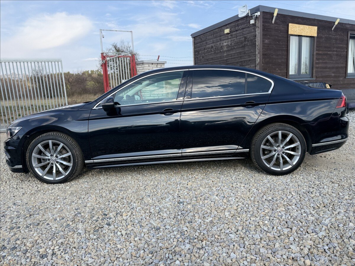 Volkswagen Passat Sedan / Limuzína 2,0 l 110 kw