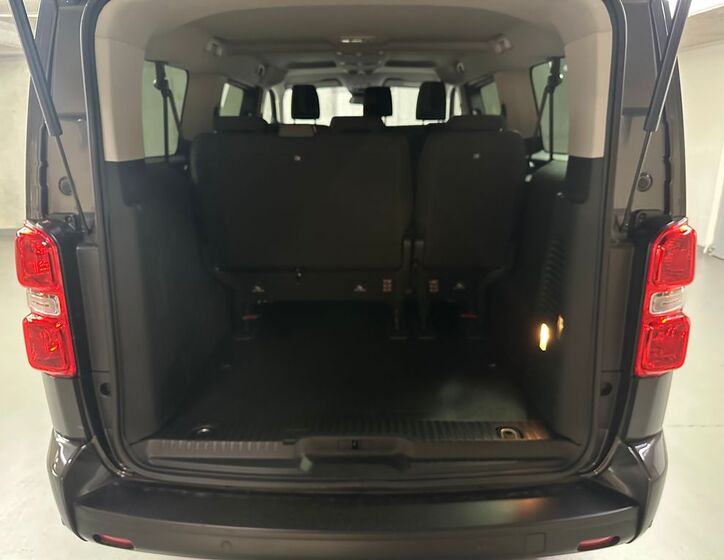 Toyota ProAce Verso 11
