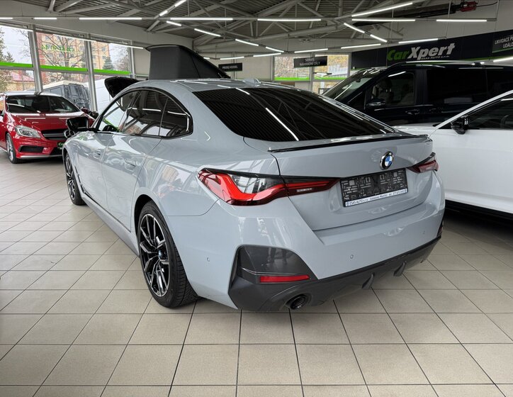 BMW Řada 4 8