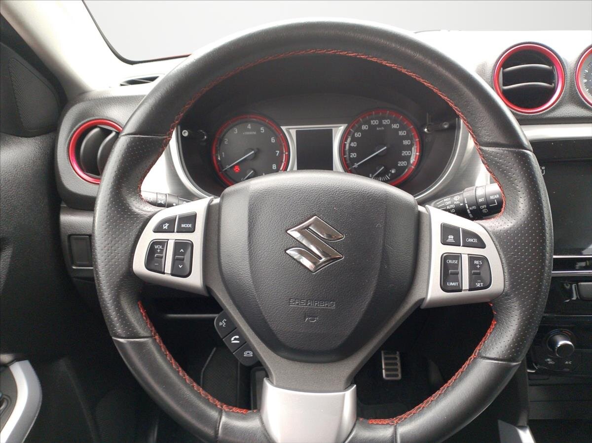 Suzuki Vitara SUV 1,4 l 103 kw