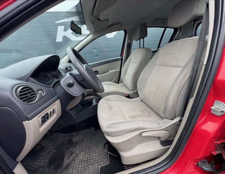 Renault Clio Hatchback 1,6 l 65 kw