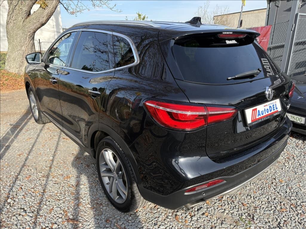 MG HS SUV 1,5 l 119 kw