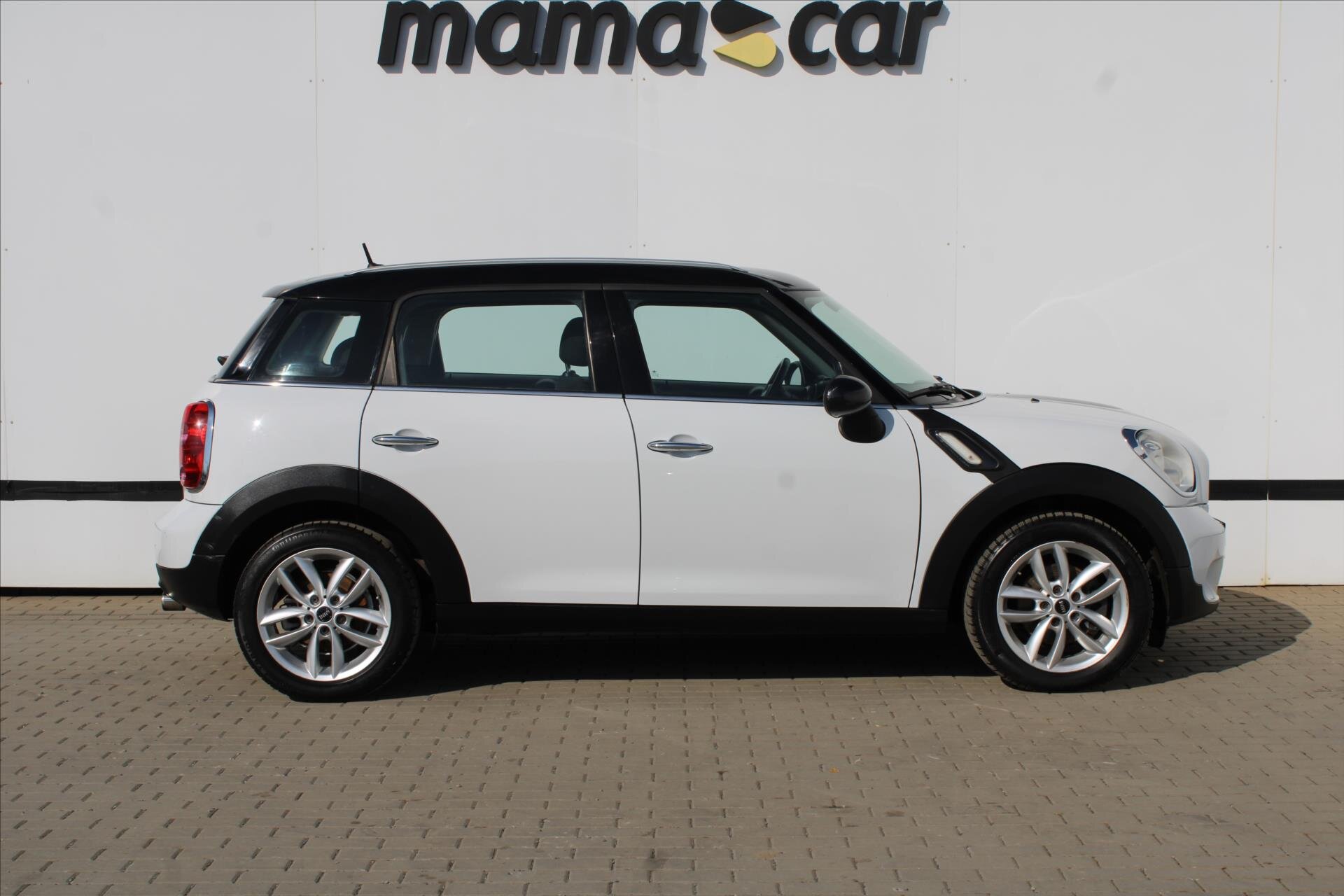 Mini Countryman SUV / Terénní 1,6 l 90 kw