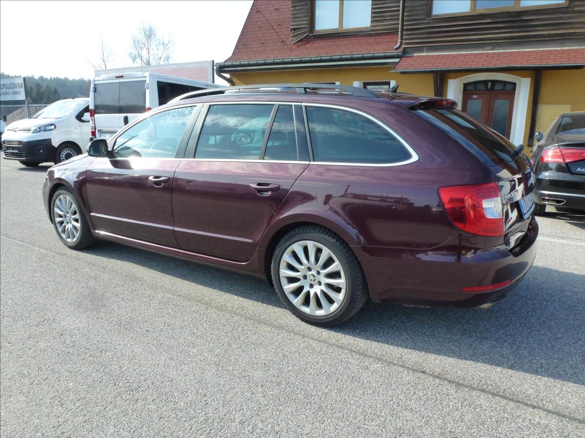 Škoda Superb Kombi 2,0 l 125 kw