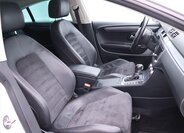 Volkswagen CC Sedan / Limuzína 2,0 l 130 kw