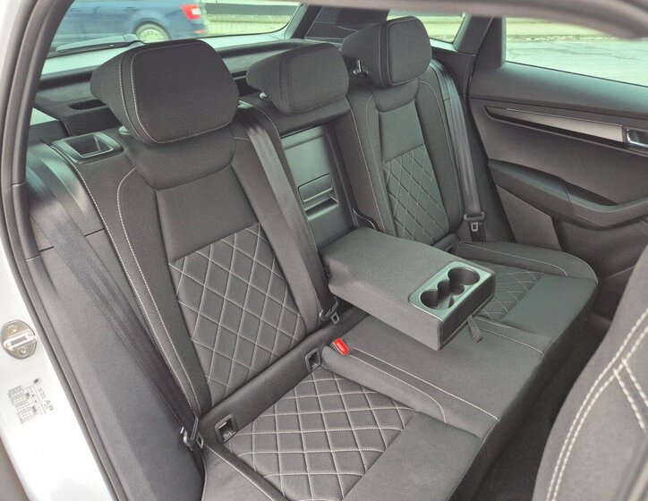 Škoda Karoq SUV 1,5 l 110 kw