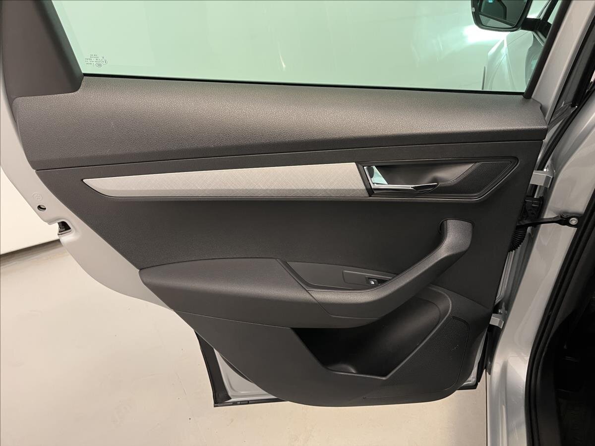 Škoda Karoq SUV 1,5 l 110 kw