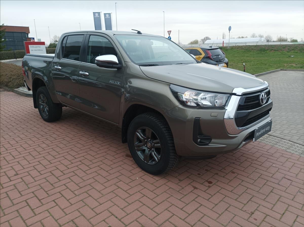 Toyota Hilux Pick-up 2,4 l 110 kw