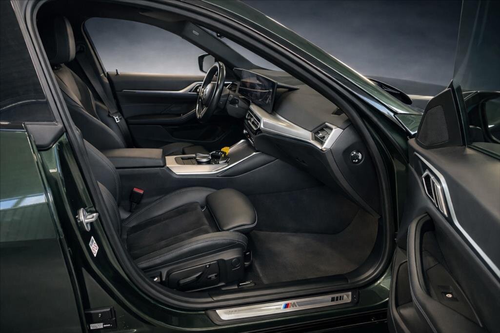 BMW i4 Sedan / Limuzína 0,0 400 kw