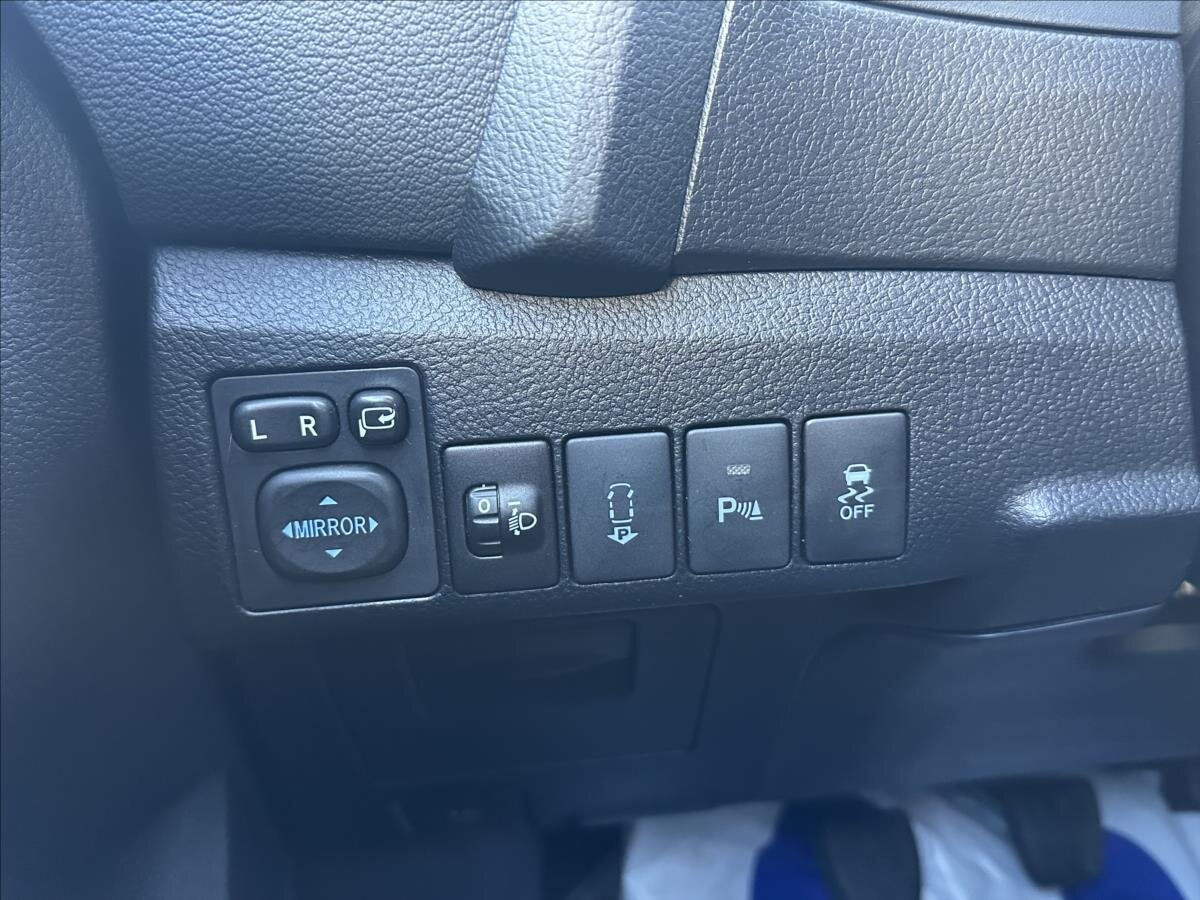 Toyota Auris Kombi 1,6 l 98 kw