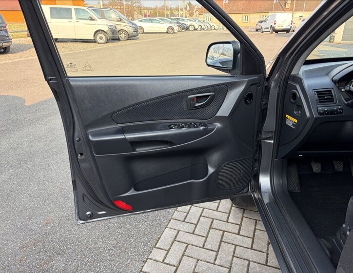 Hyundai Tucson Kombi 2,0 l 104 kw