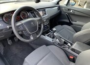 Peugeot 508 Sedan / Limuzína 2,0 l 120 kw