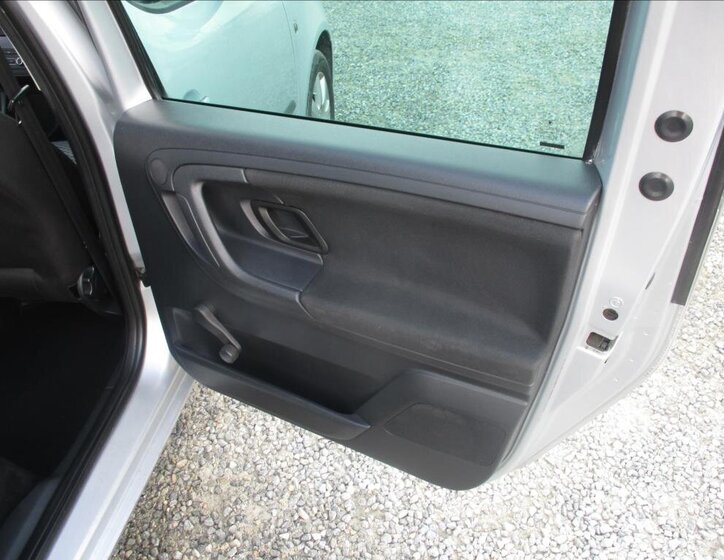 Škoda Roomster Kombi 1,2 l 63 kw