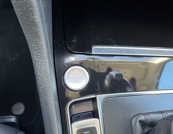 Volkswagen Golf Sportsvan Kombi 1,6 l 81 kw