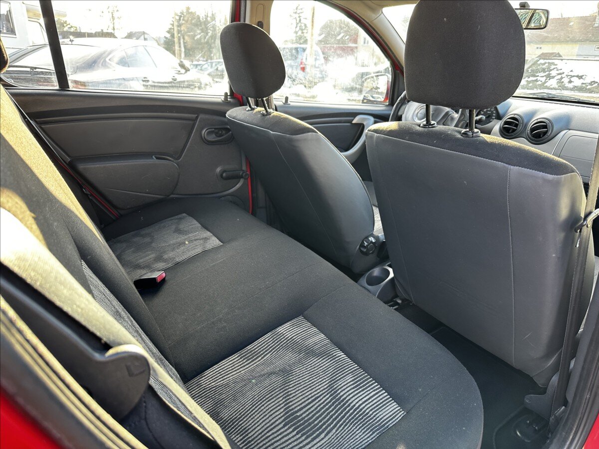 Dacia Sandero Hatchback 1,1 l 55 kw