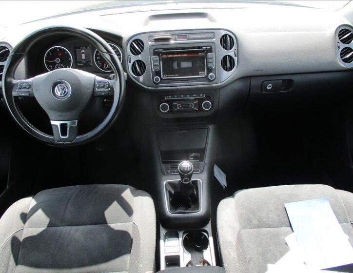Volkswagen Tiguan 11