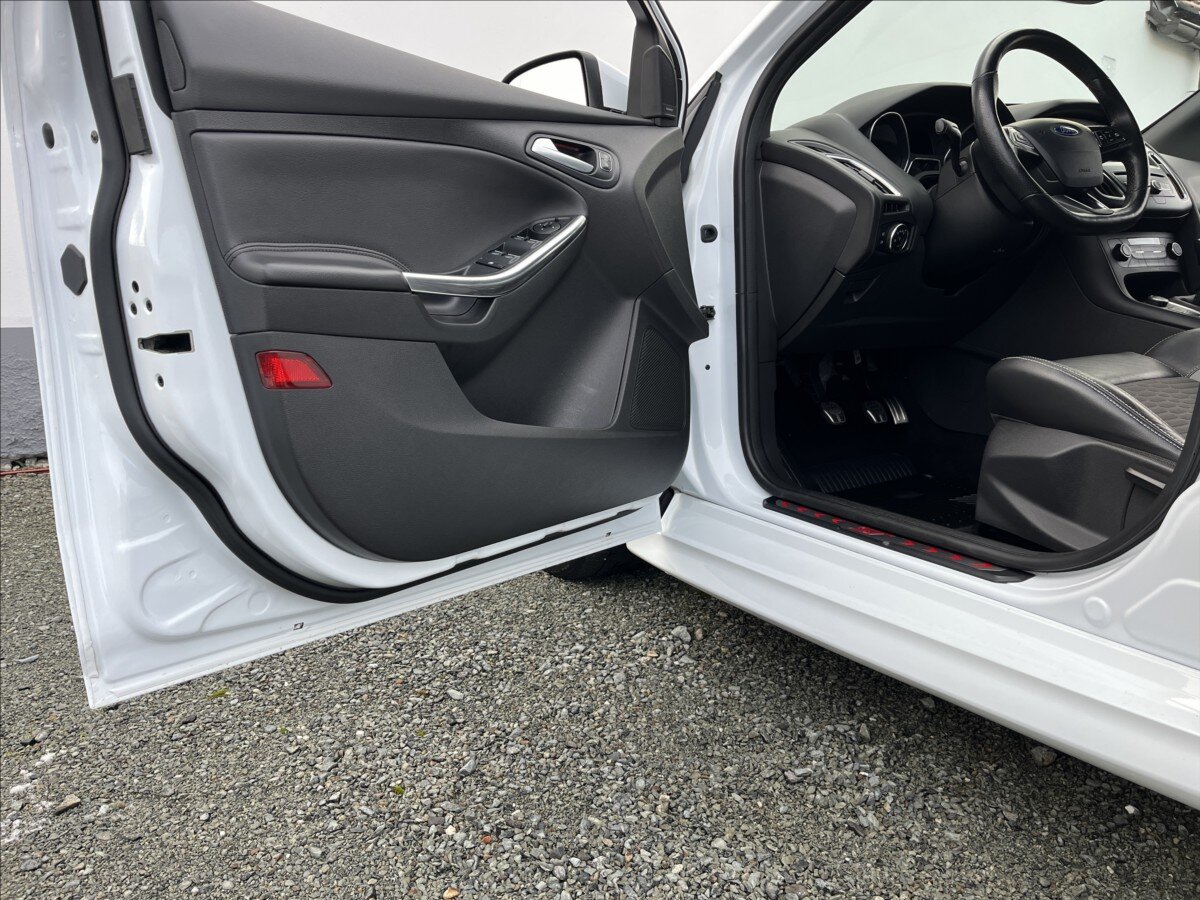 Ford Focus Hatchback 2,0 l 184 kw