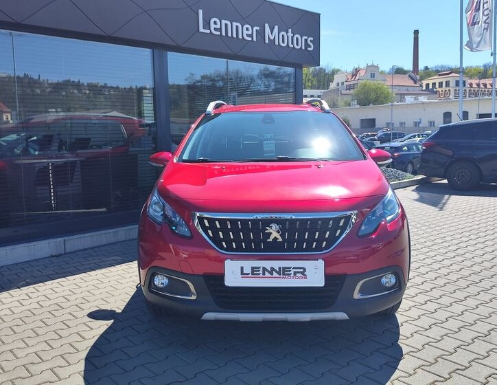 Peugeot 2008 SUV / Terénní 1,2 l 81 kw