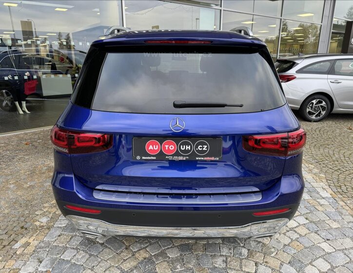 Mercedes-Benz GLB SUV 1,3 l 120 kw