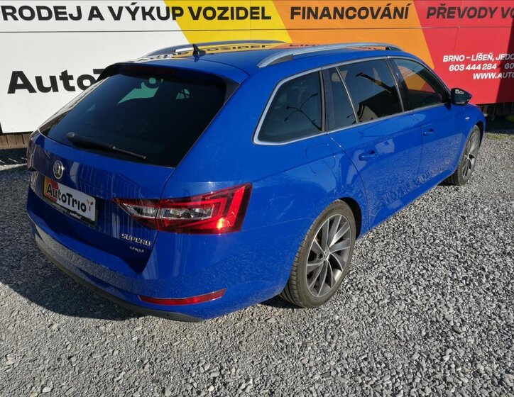 Škoda Superb Kombi 2,0 l 140 kw