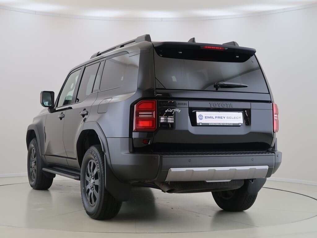 Toyota Land Cruiser SUV / Terénní 2,8 l 151 kw