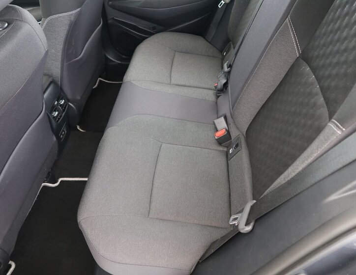 Toyota Corolla Sedan / Limuzína 1,8 l 72 kw