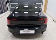 Volvo S90 Sedan / Limuzína 2,0 l 173 kw