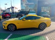 Ford Mustang Kupé 5,0 l 328 kw