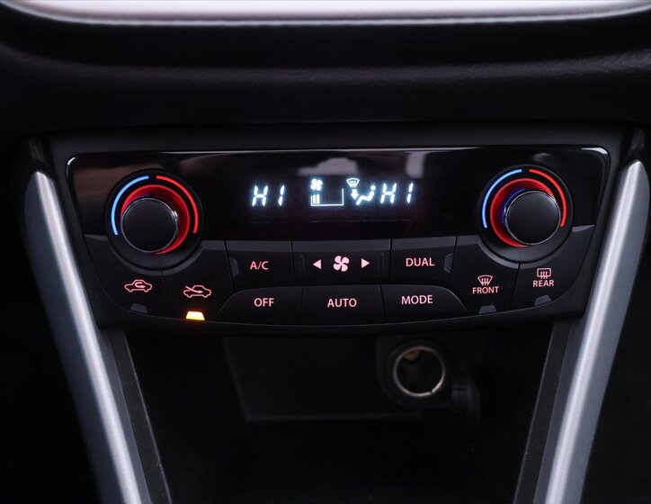 Suzuki SX4 S-Cross Hatchback 1,6 l 88 kw