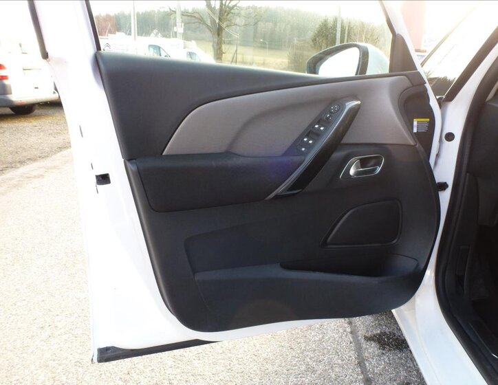 Citroën Grand C4 Picasso Kombi 2,0 l 110 kw