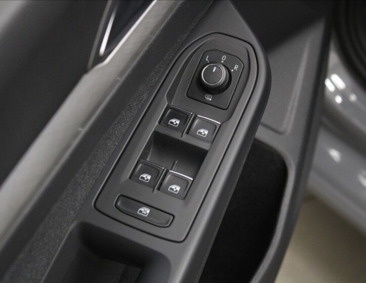 Volkswagen Golf Kombi 1,5 l 96 kw