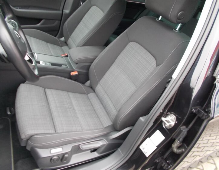 Volkswagen Passat Kombi 2,0 l 110 kw