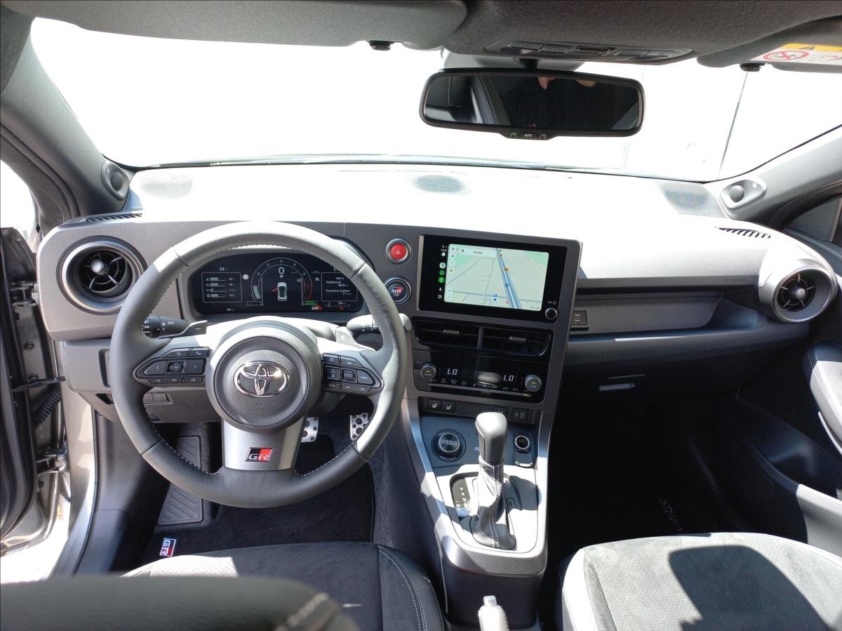 Toyota GR Yaris Hatchback 1,6 l 206 kw