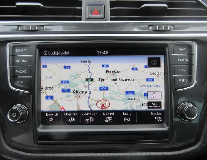 Volkswagen Tiguan SUV / Terénní 2,0 l 110 kw