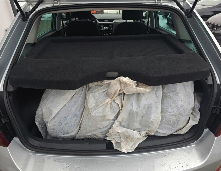 Škoda Rapid Hatchback 999,0 70 kw