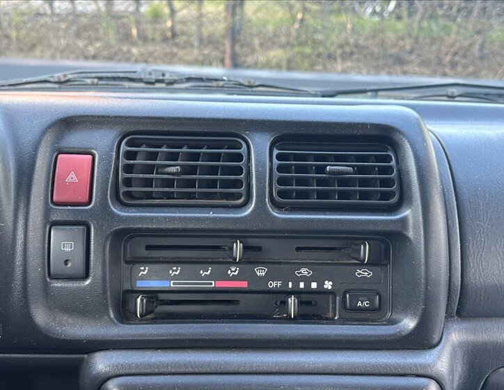 Suzuki Jimny Ostatní 1,3 l 60 kw