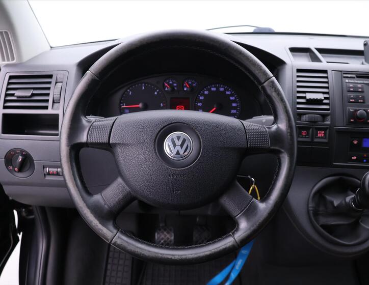 Volkswagen Caravelle 18