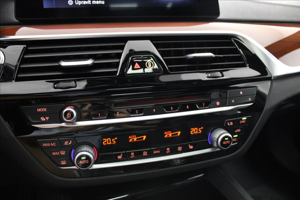 BMW Řada 5 Kombi 2,0 l 140 kw