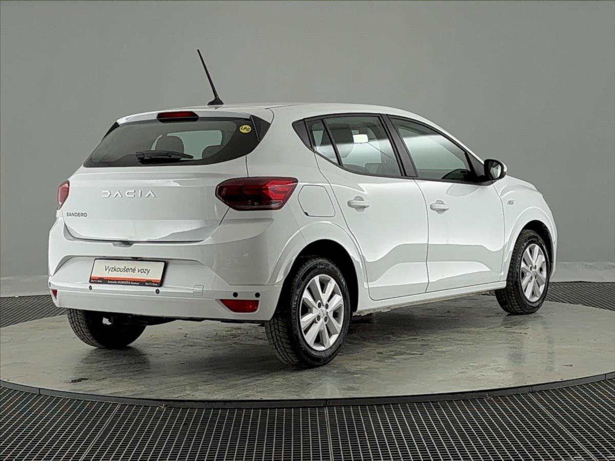 Dacia Sandero Hatchback 999,0 67 kw