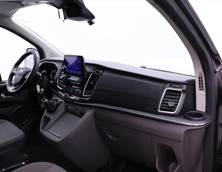 Ford Tourneo Custom Kombi 2,0 l 95 kw