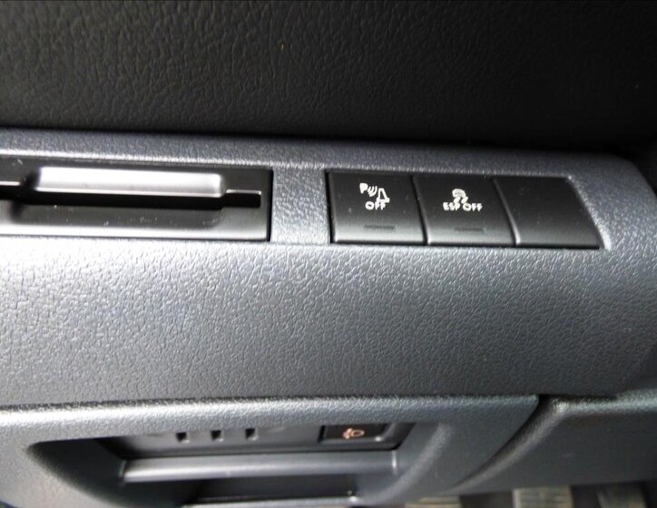 Peugeot 5008 MPV 1,6 l 88 kw