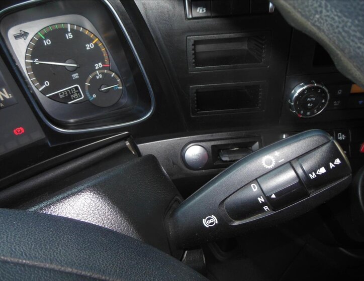 Mercedes-Benz Ostatní 16