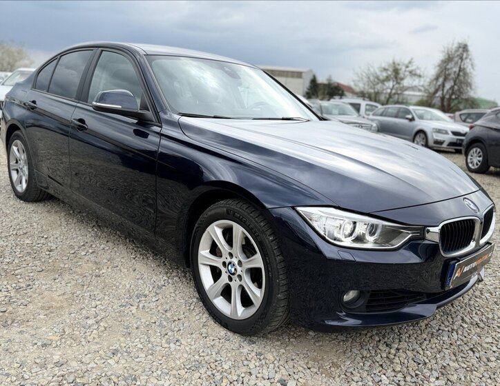 BMW Řada 3 Sedan / Limuzína 3,0 l 225 kw