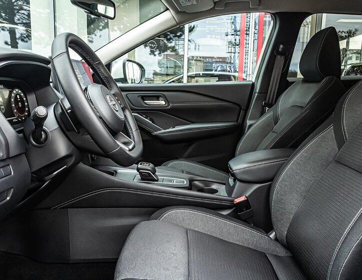 Nissan Qashqai SUV / Terénní 1,3 l 116 kw